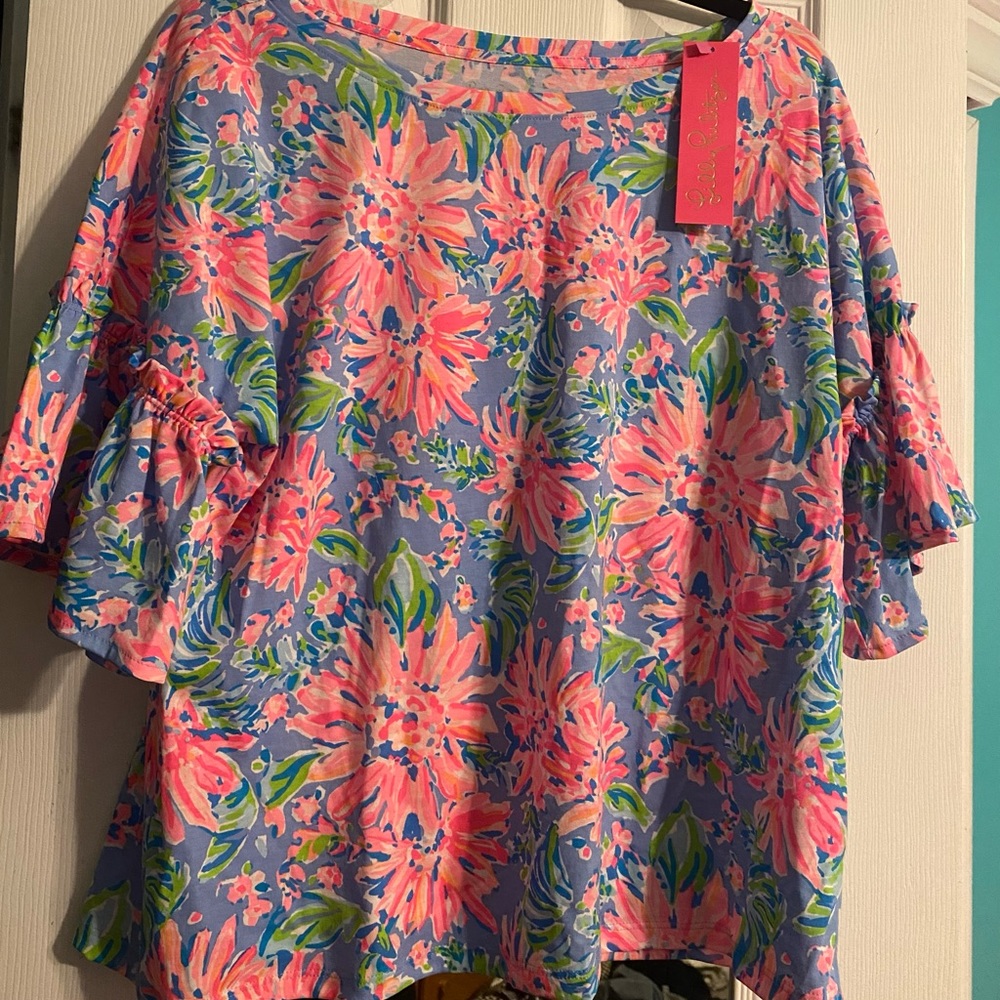 SOLD!! NWT Lilly Pulitzer Ziva Top Size Large